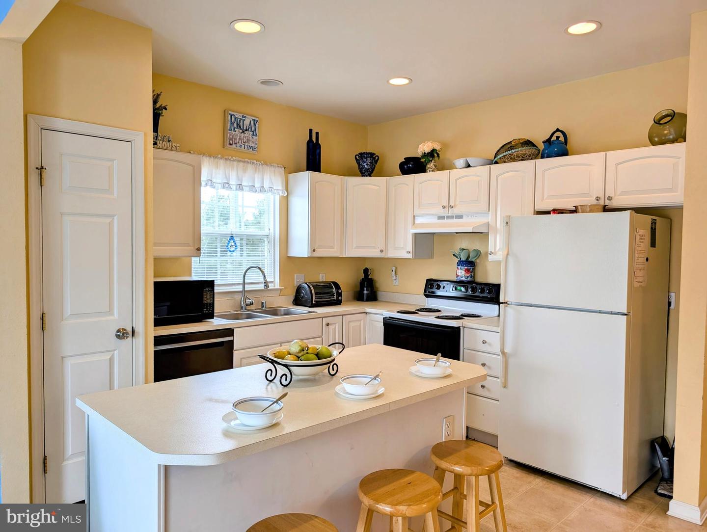 38337 AMAGANST OCEAN VIEW, DE 19970