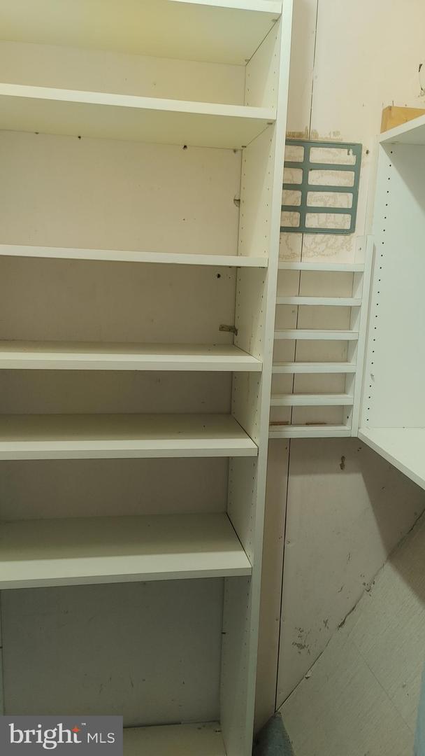 4871 CALVERT Dr ST LEONARD, MD 20685