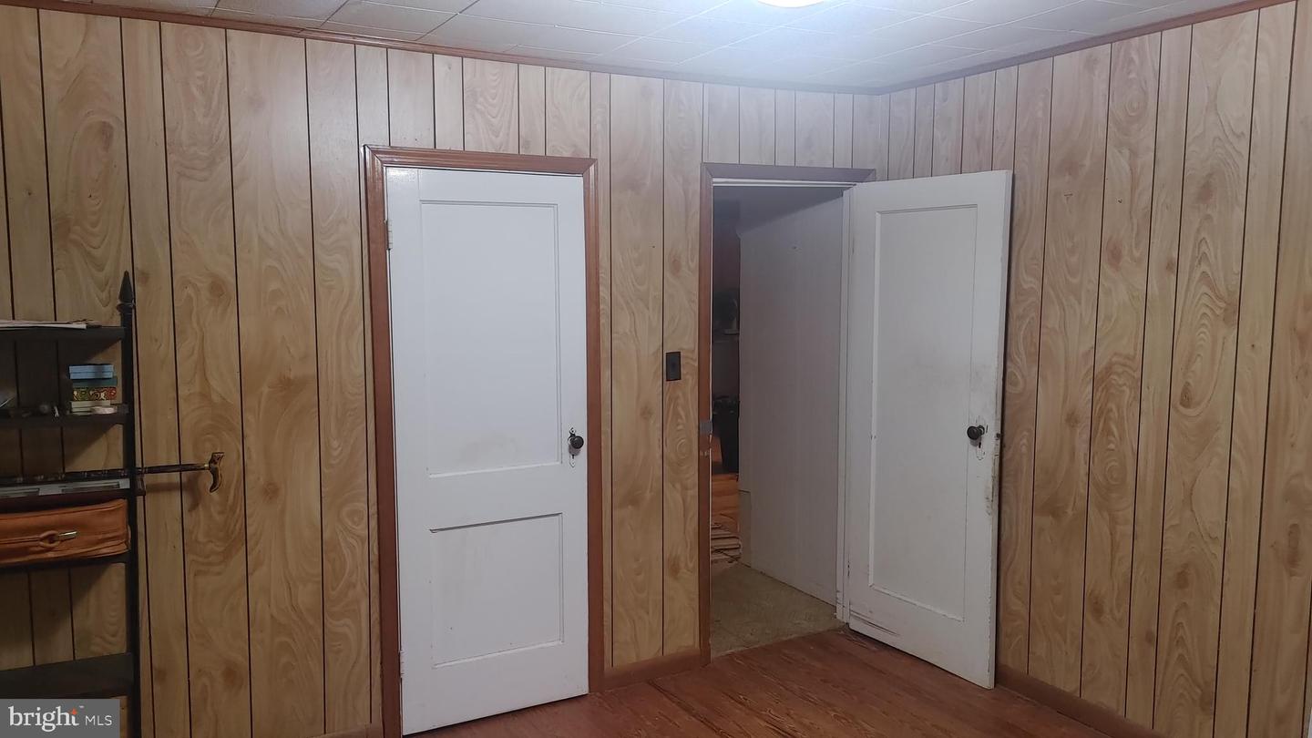 4871 CALVERT Dr ST LEONARD, MD 20685