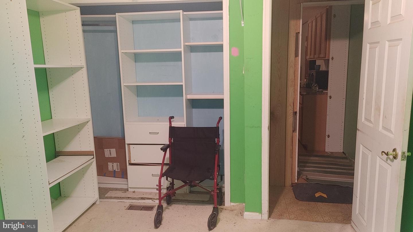 4871 CALVERT Dr ST LEONARD, MD 20685