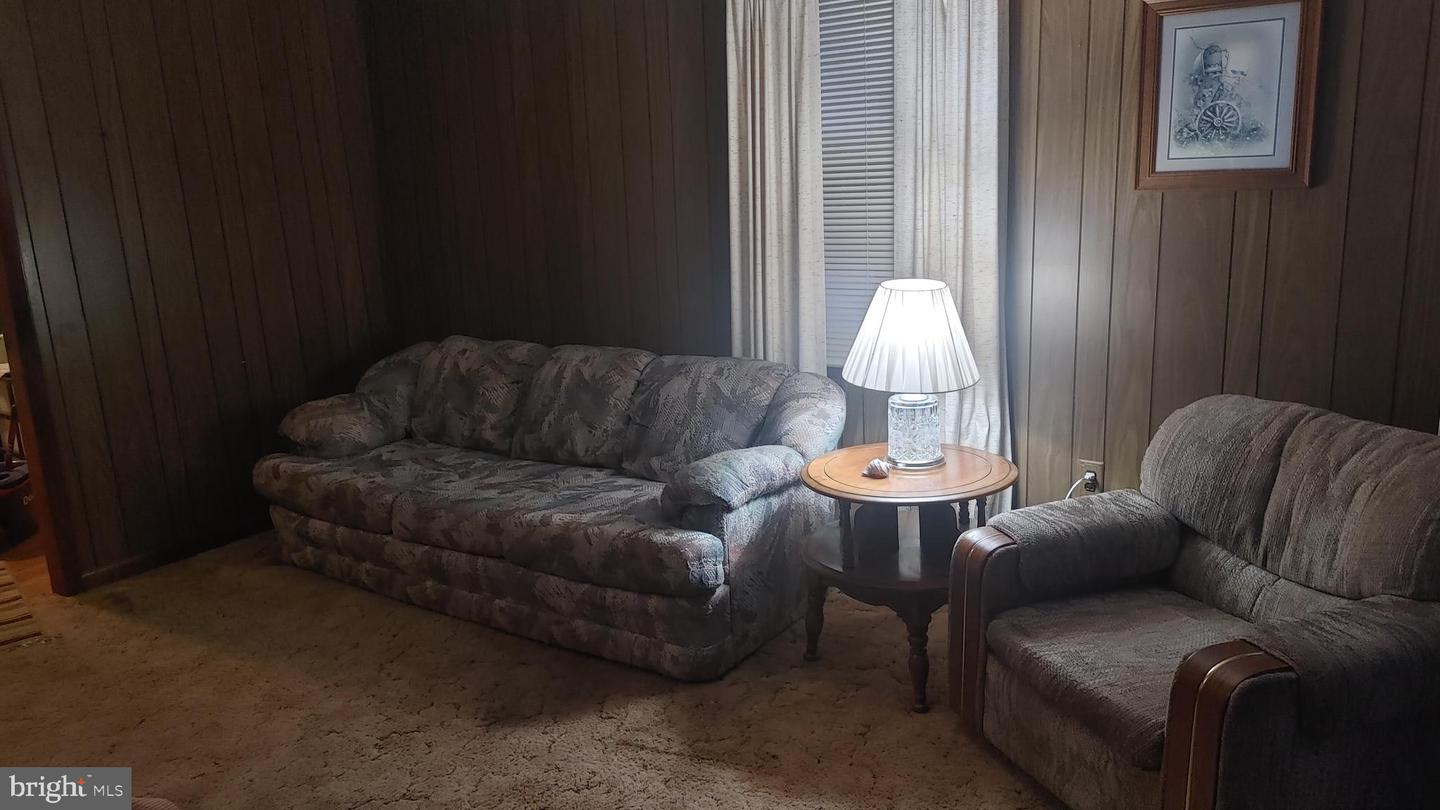 4871 CALVERT Dr ST LEONARD, MD 20685