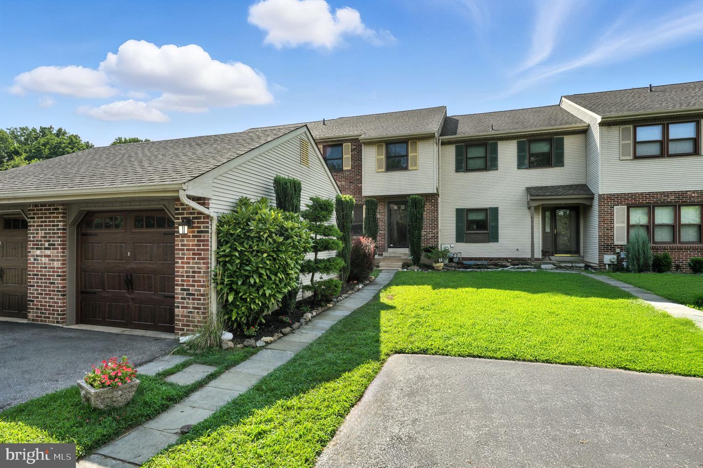 123 CEDAR Ct