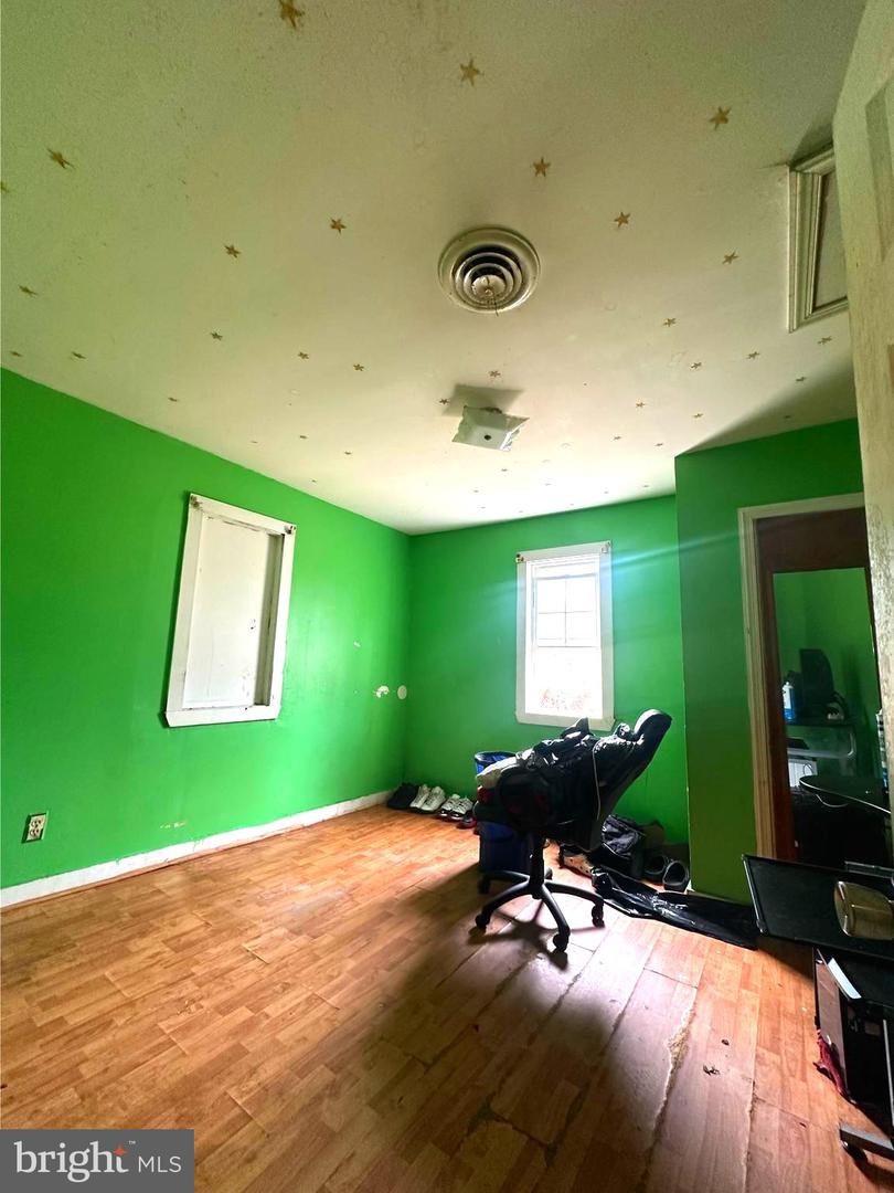 24072 HOLLYWOOD Rd HOLLYWOOD, MD 20636