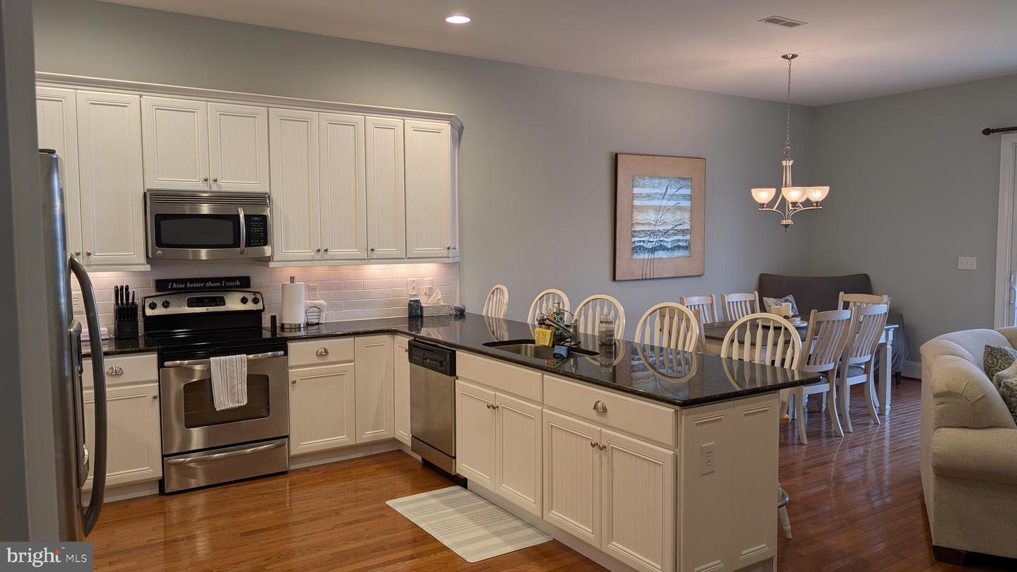 36400 WARWICK Dr REHOBOTH BEACH, DE 19971