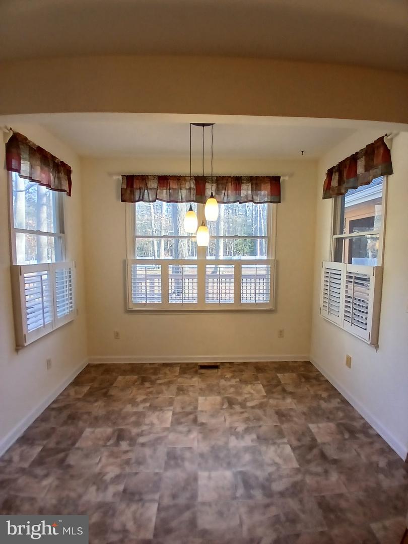 18 GREYSTONE Dr LEWES, DE 19958