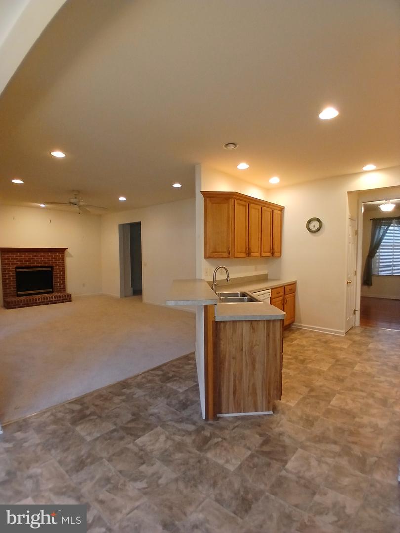 18 GREYSTONE Dr LEWES, DE 19958