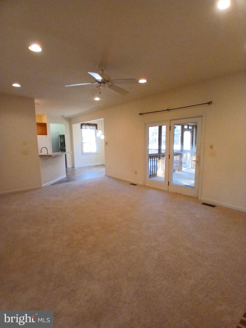 18 GREYSTONE Dr LEWES, DE 19958