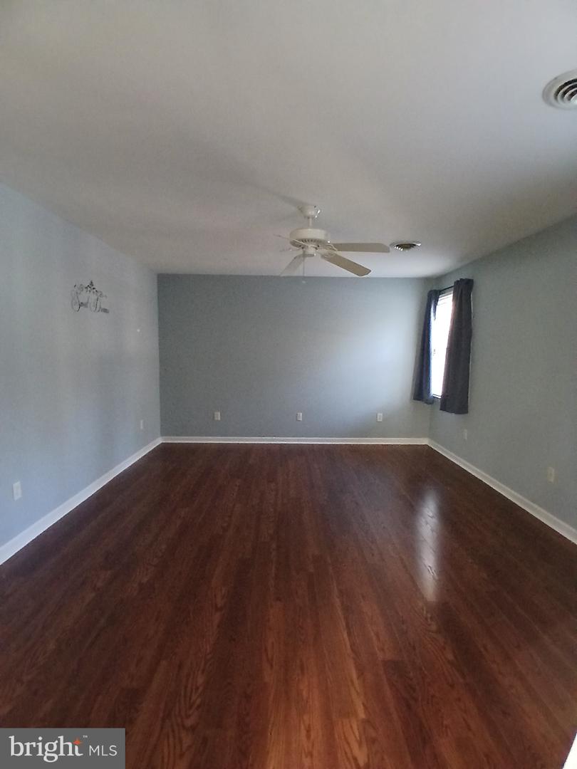 18 GREYSTONE Dr LEWES, DE 19958