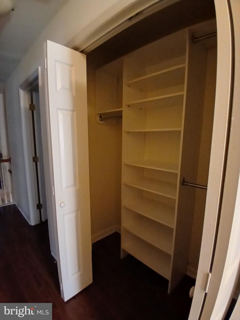 18 GREYSTONE Dr LEWES, DE 19958