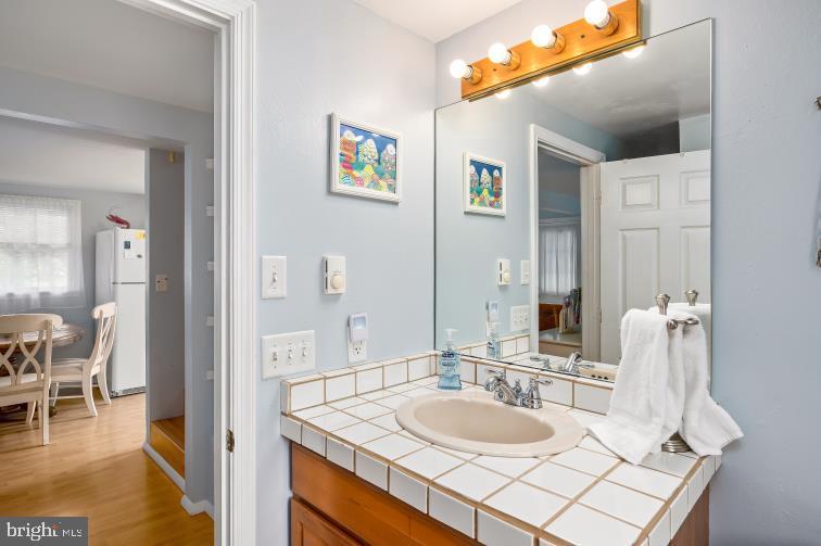 32789 CEDAR Dr OCEAN VIEW, DE 19970