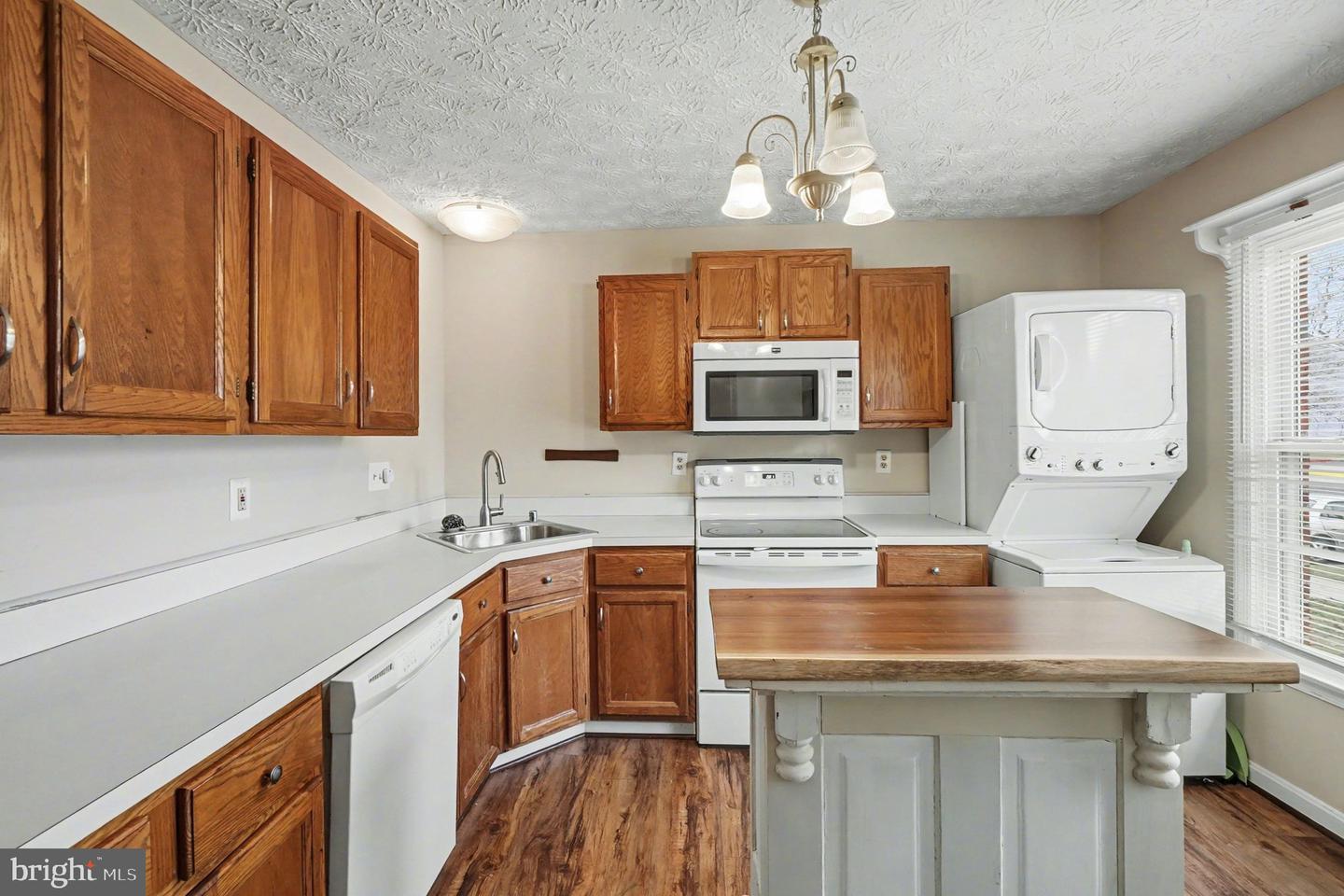 43 OAK Crst Ct BEL AIR, MD 21015