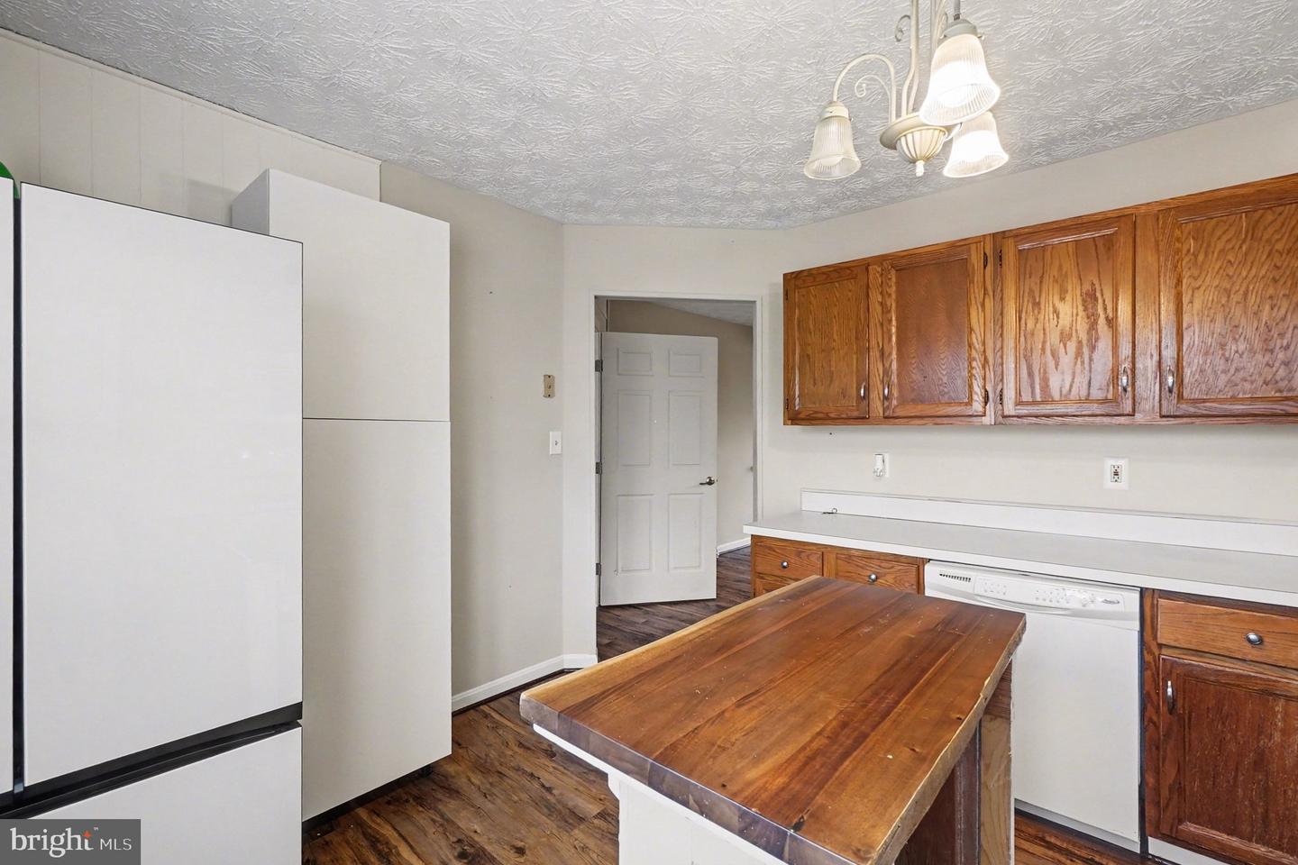 43 OAK Crst Ct BEL AIR, MD 21015