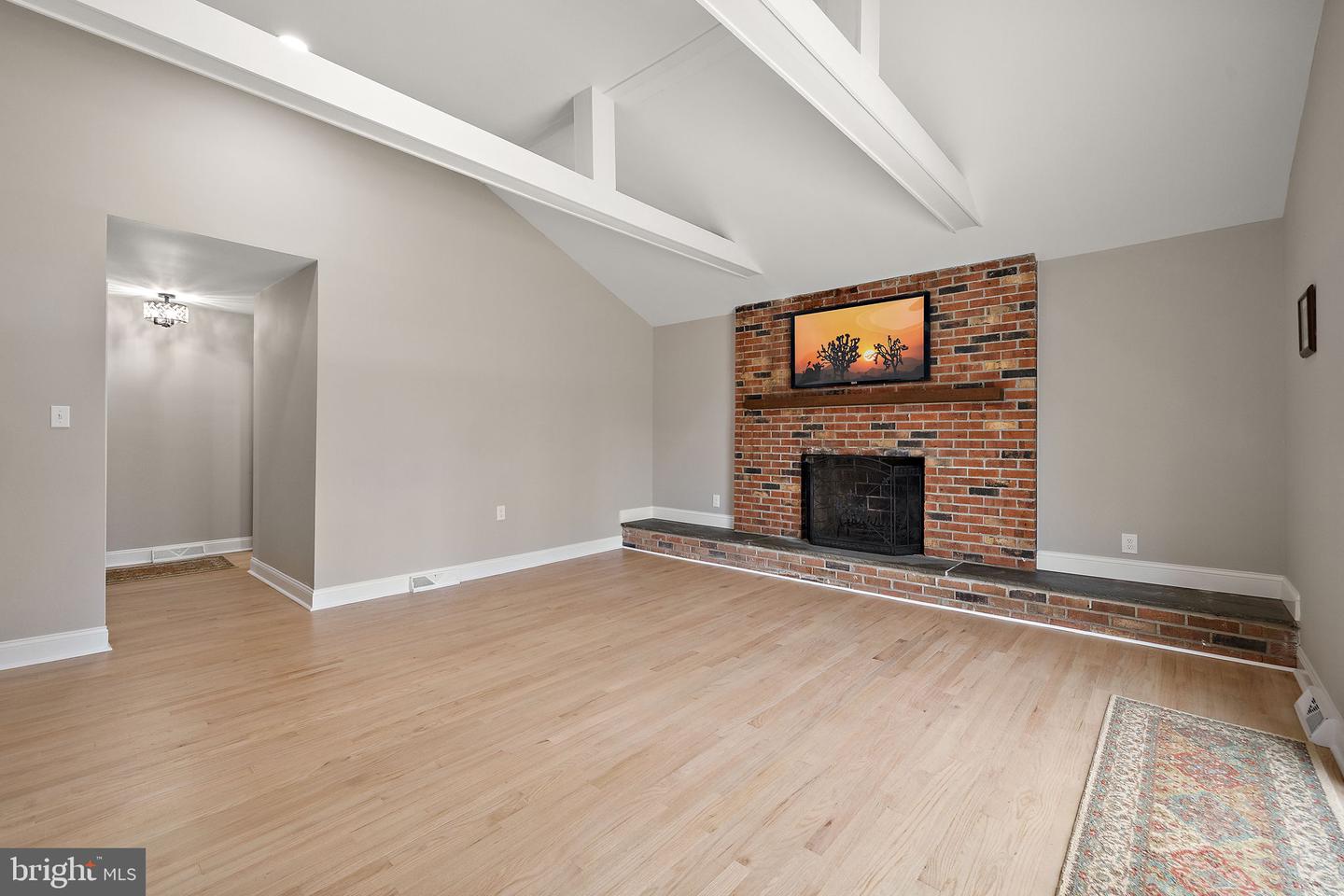 6 WORRAL Ct NEWARK, DE 19711