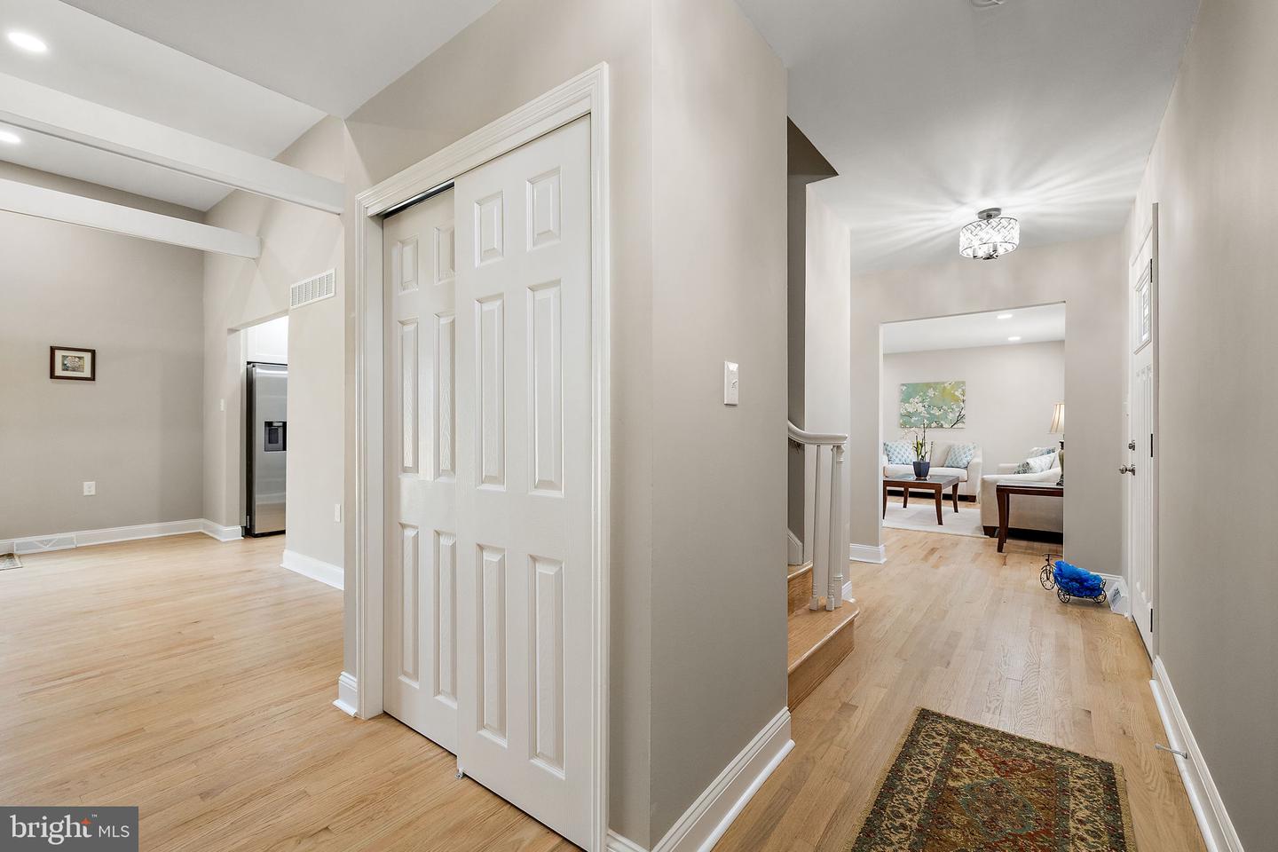 6 WORRAL Ct NEWARK, DE 19711