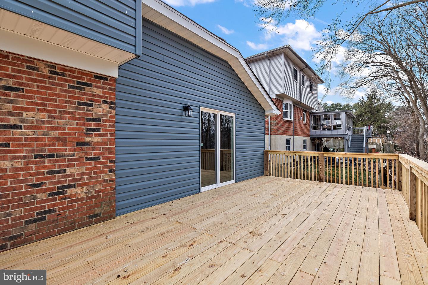 6 WORRAL Ct NEWARK, DE 19711