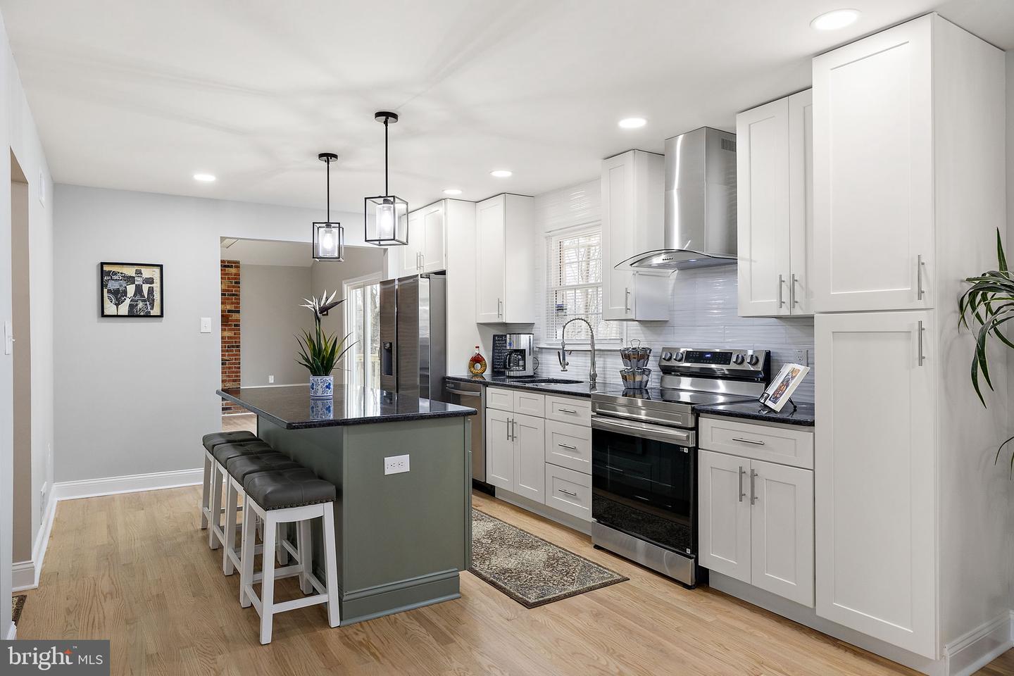 6 WORRAL Ct NEWARK, DE 19711