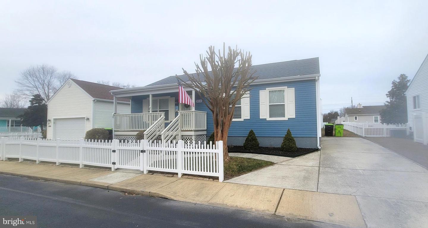 38518 S HAMPTON Dr FRANKFORD, DE 19970