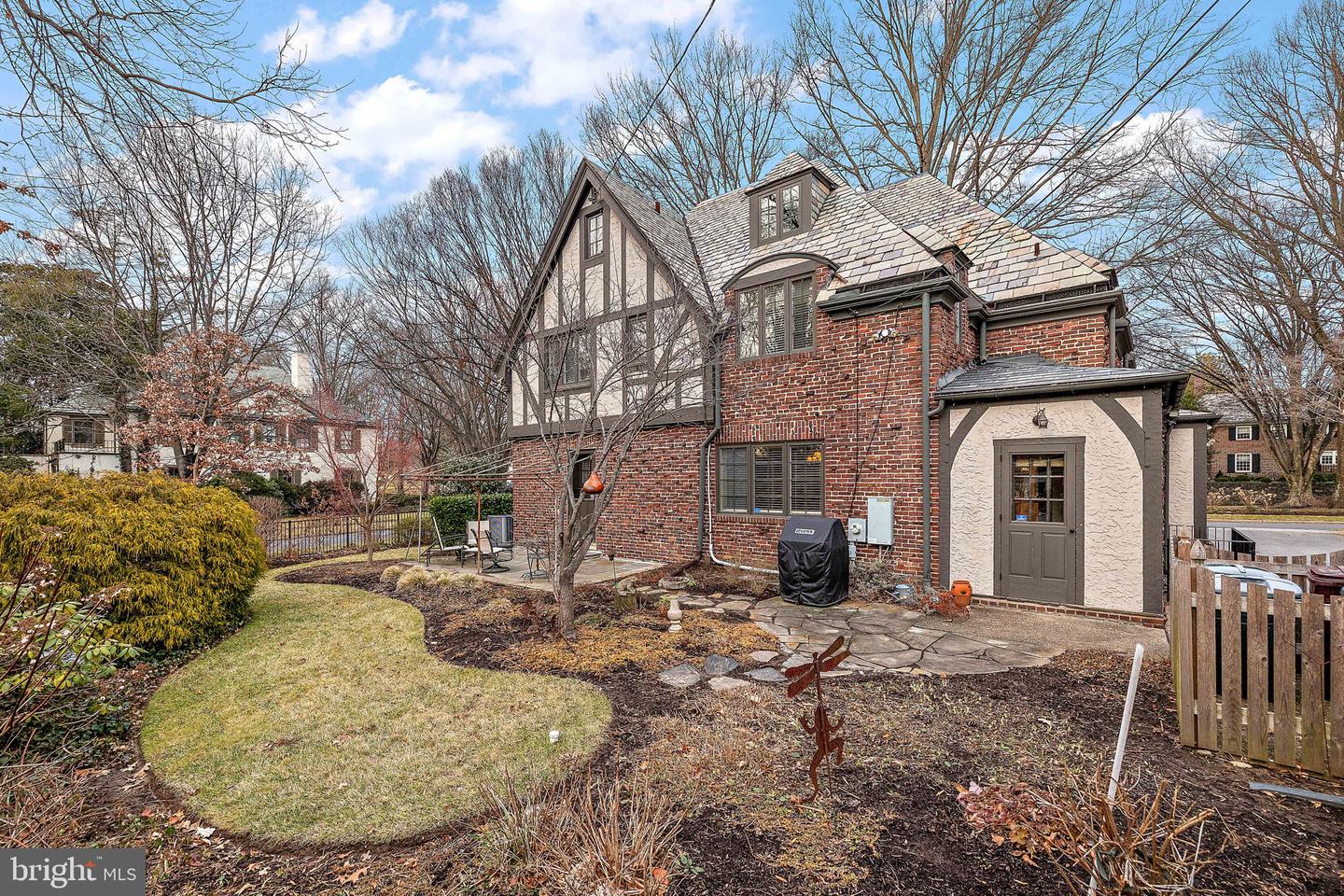 912 NOTTINGHAM Rd WILMINGTON, DE 19805