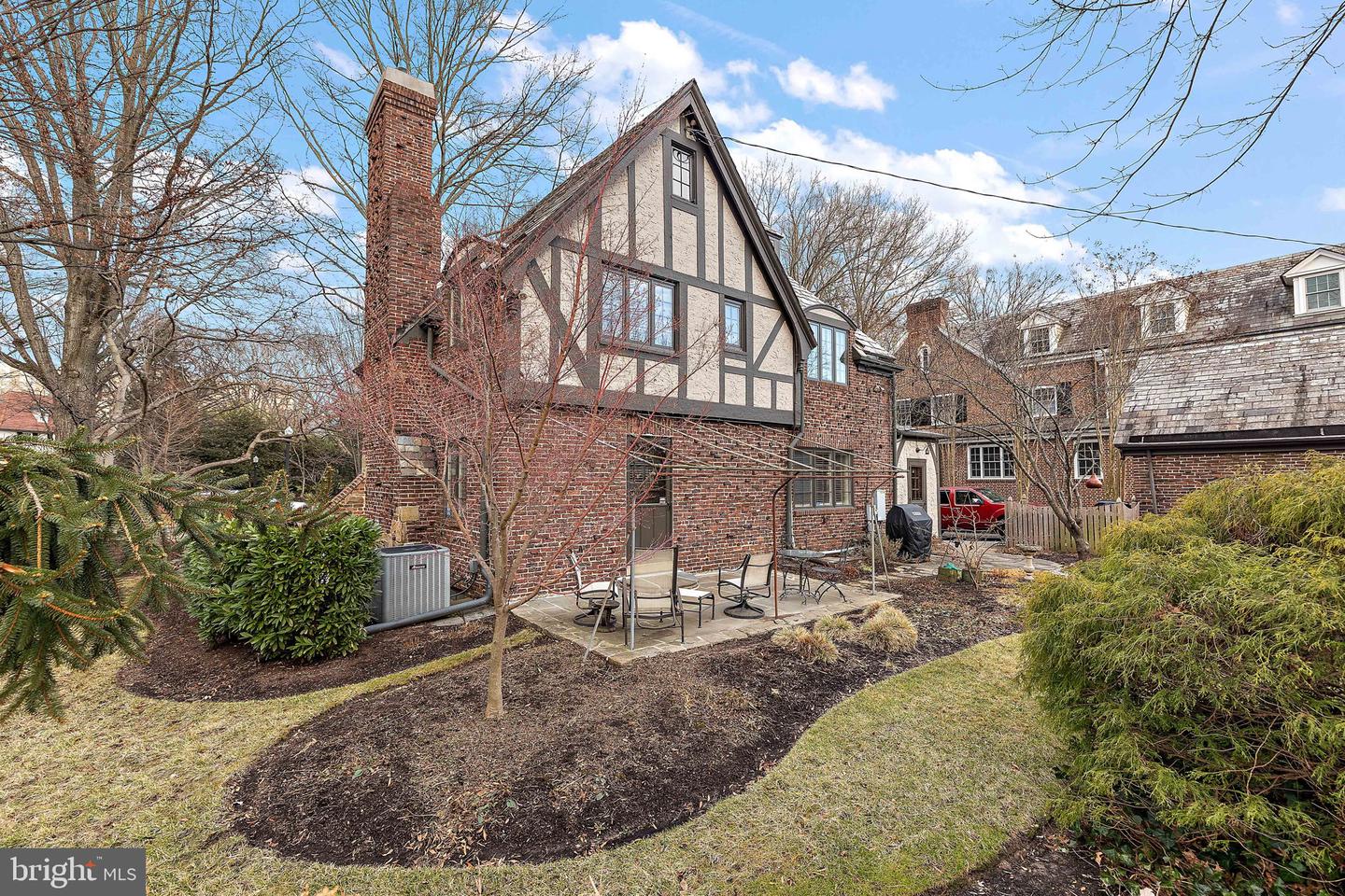 912 NOTTINGHAM Rd WILMINGTON, DE 19805