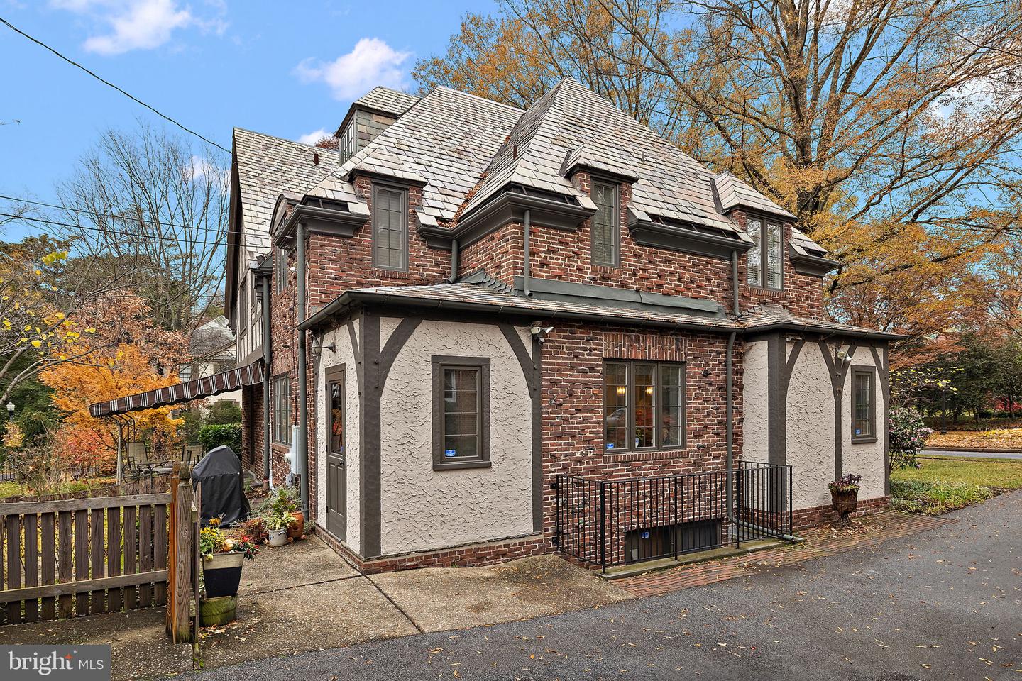 912 NOTTINGHAM Rd WILMINGTON, DE 19805