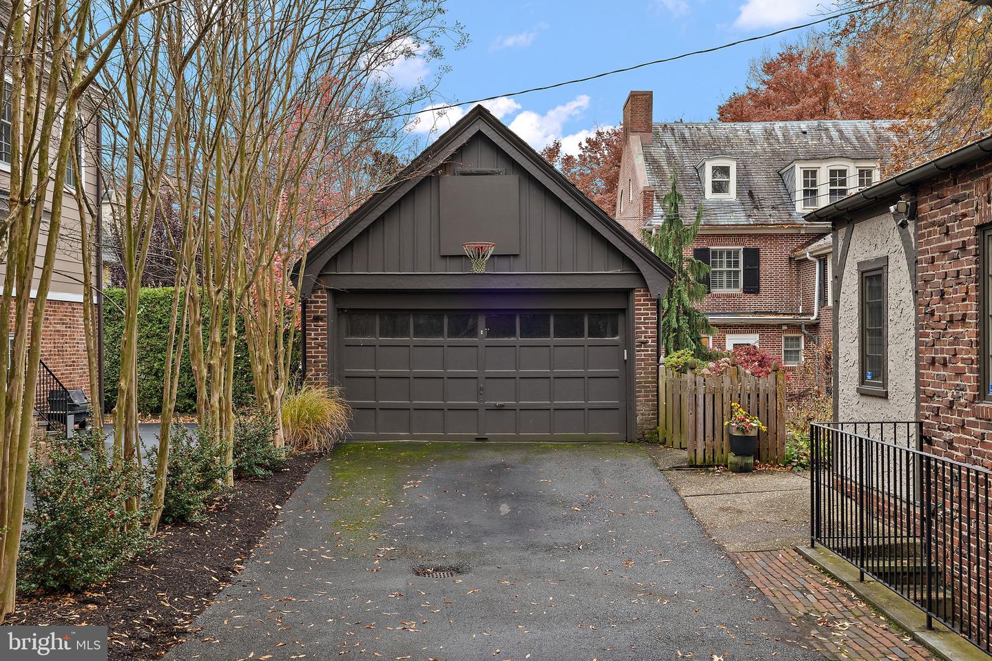 912 NOTTINGHAM Rd WILMINGTON, DE 19805