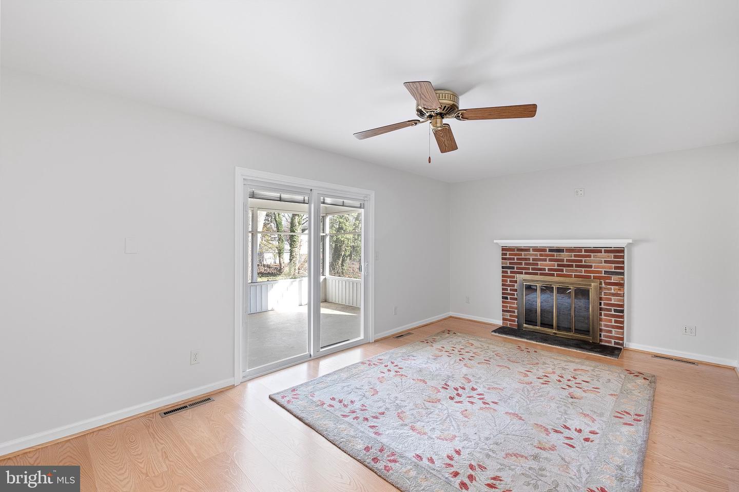 2409 SWEETBRIAR Rd WILMINGTON, DE 19810