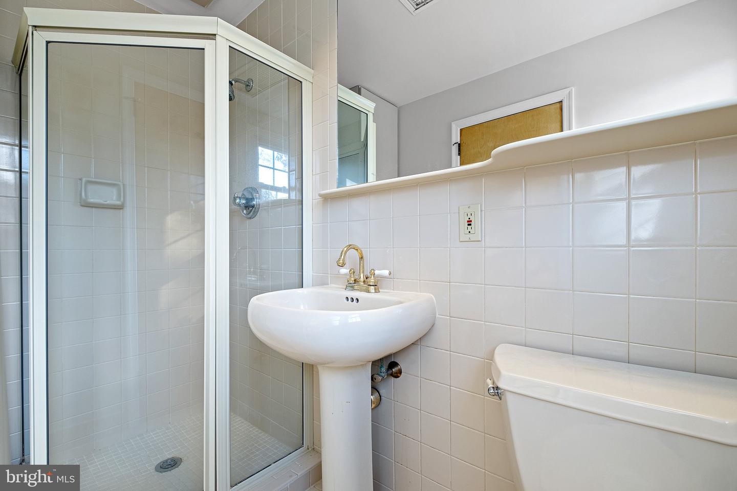 2409 SWEETBRIAR Rd WILMINGTON, DE 19810