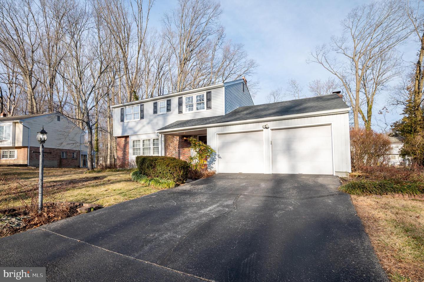 2409 SWEETBRIAR Rd WILMINGTON, DE 19810