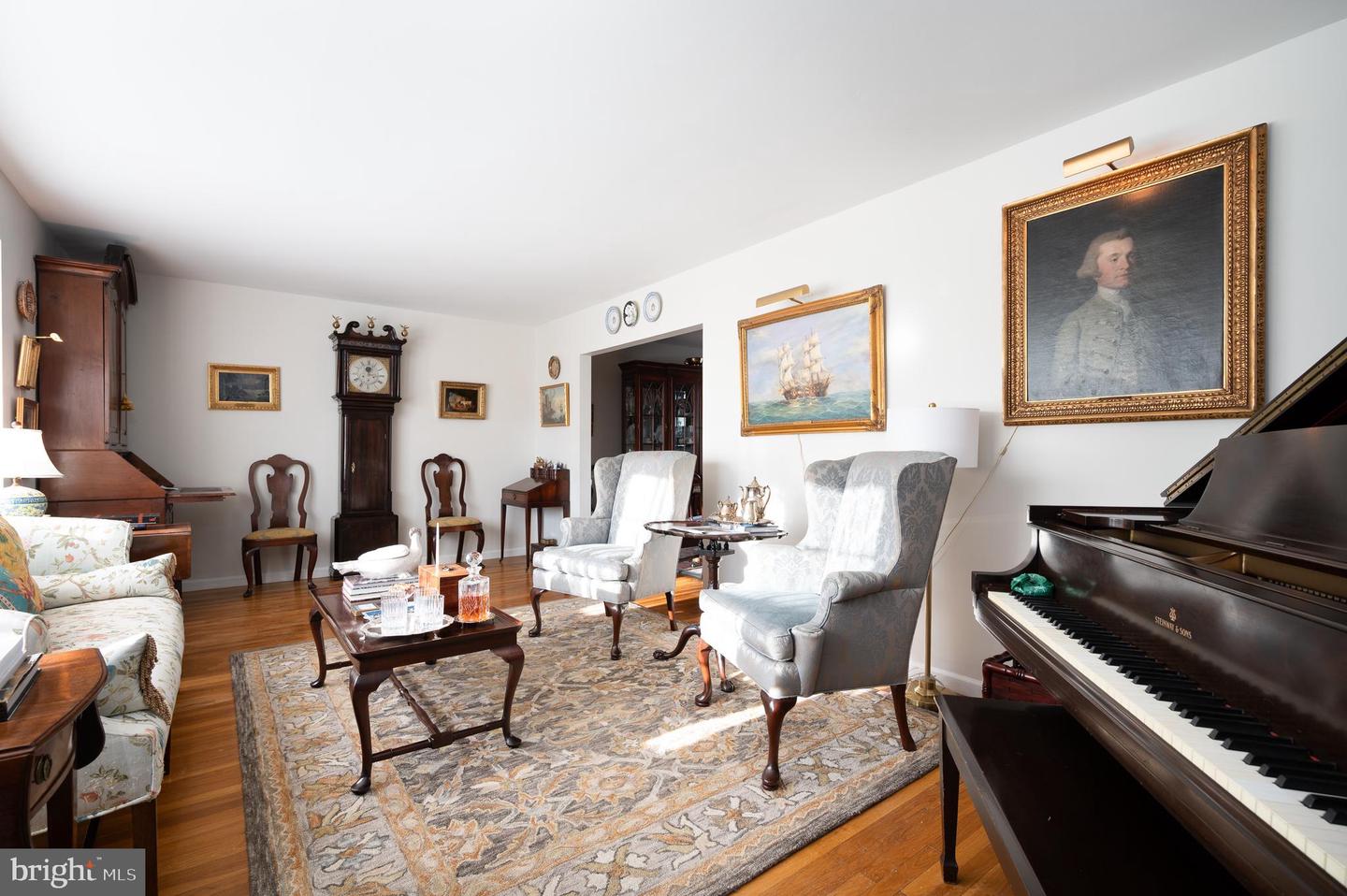 2409 SWEETBRIAR Rd WILMINGTON, DE 19810