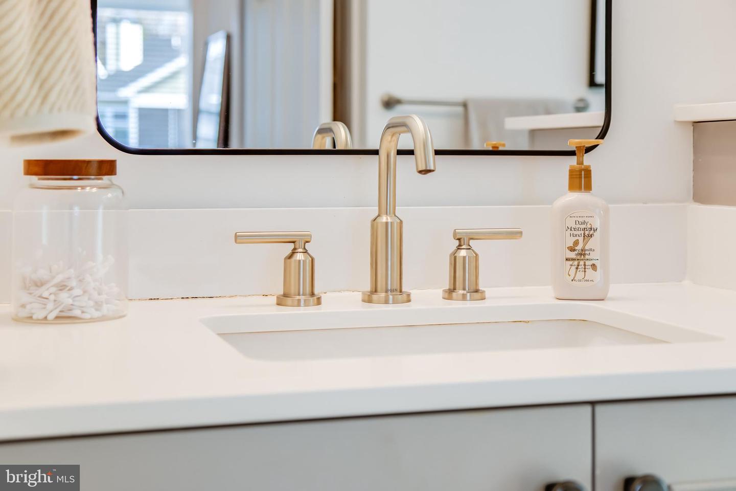 23848 QUIET WATERS Ave MILLSBORO, DE 19966