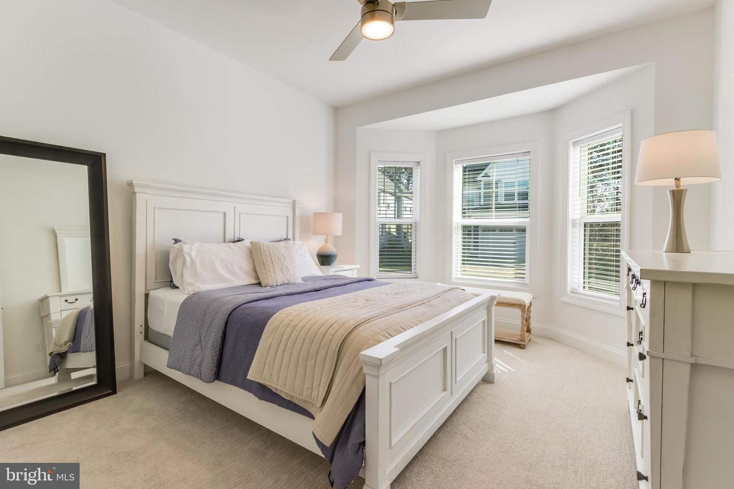 23848 QUIET WATERS Ave MILLSBORO, DE 19966