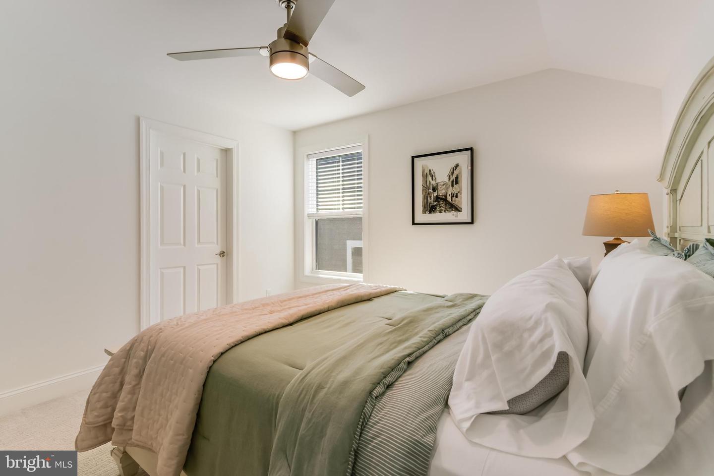 23848 QUIET WATERS Ave MILLSBORO, DE 19966