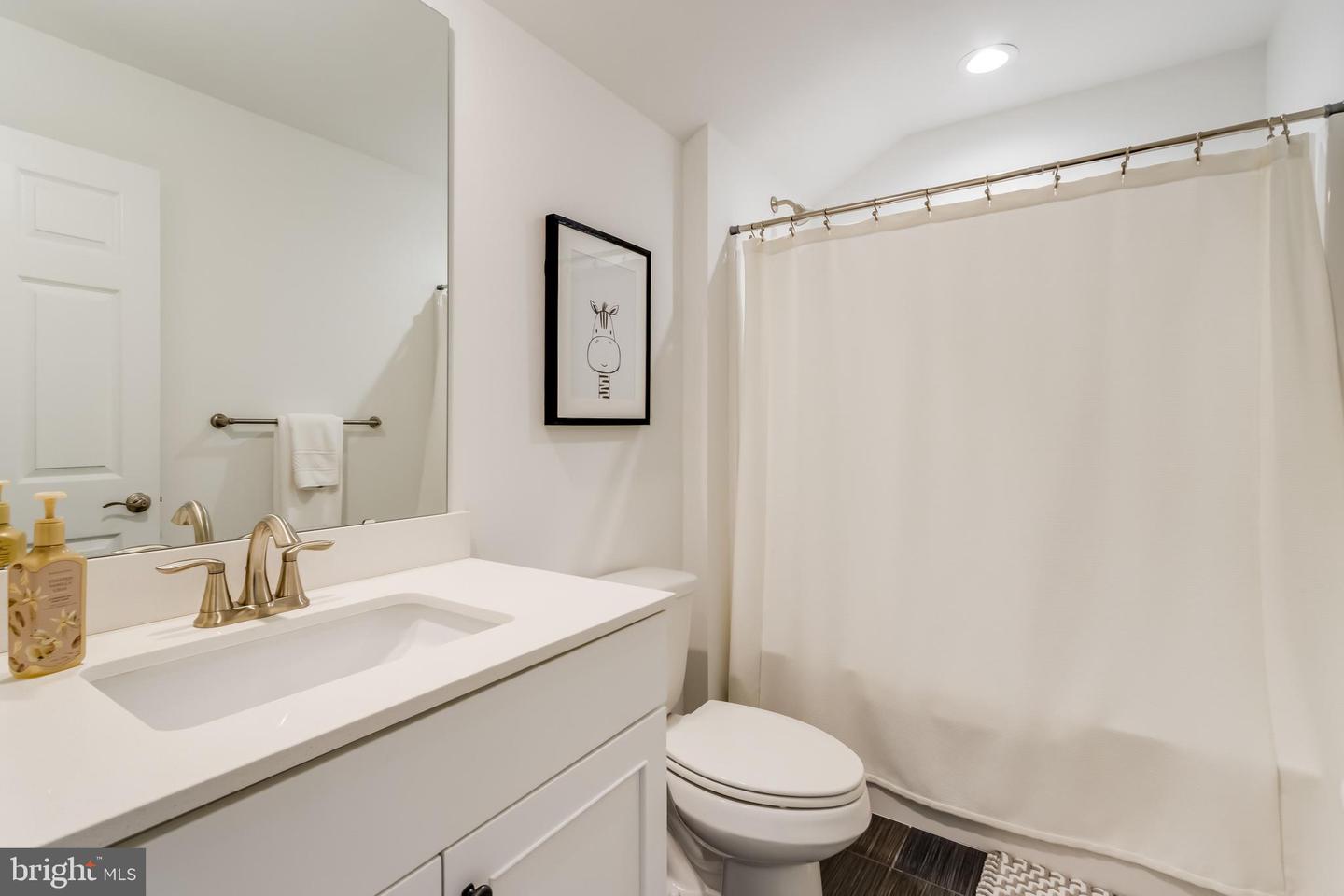 23848 QUIET WATERS Ave MILLSBORO, DE 19966