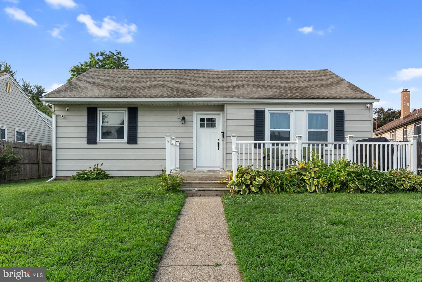 4 GAIL Rd