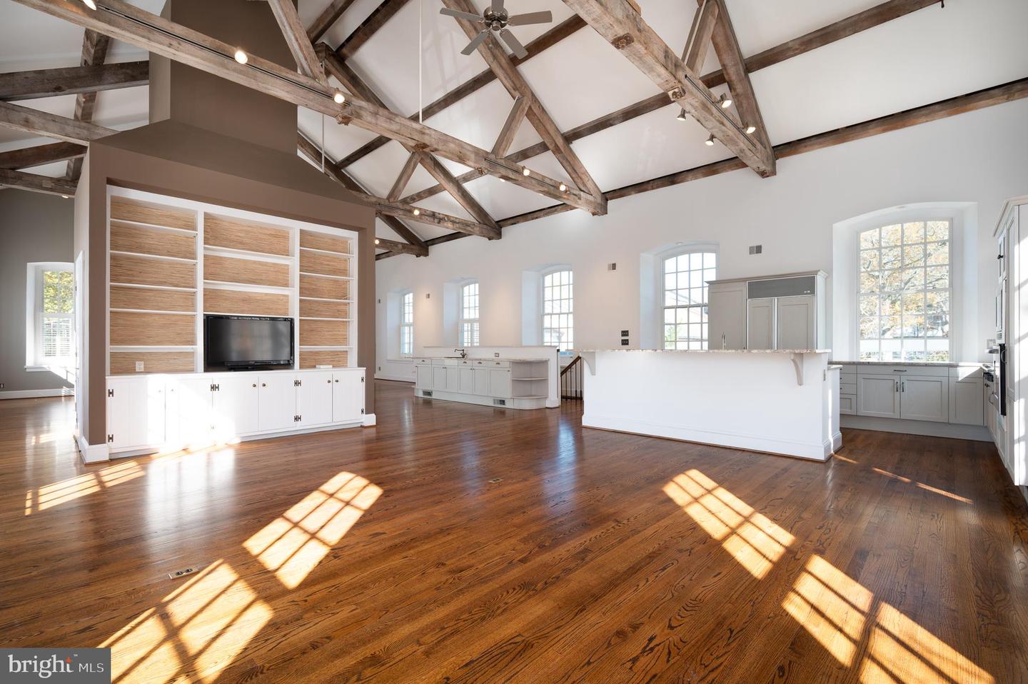 24 S ROCKLAND FALLS Rd #24 ROCKLAND, DE 19732