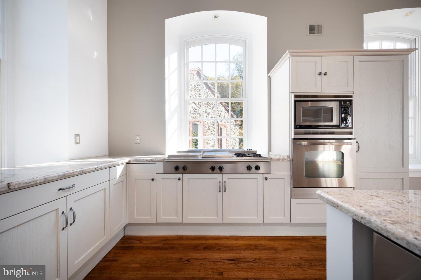 24 S ROCKLAND FALLS Rd #24 ROCKLAND, DE 19732