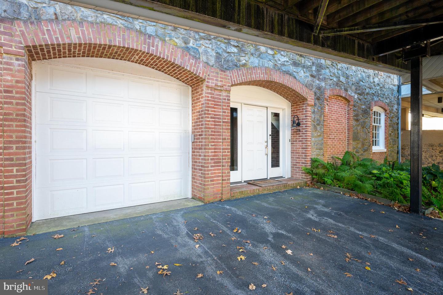 24 S ROCKLAND FALLS Rd #24 ROCKLAND, DE 19732