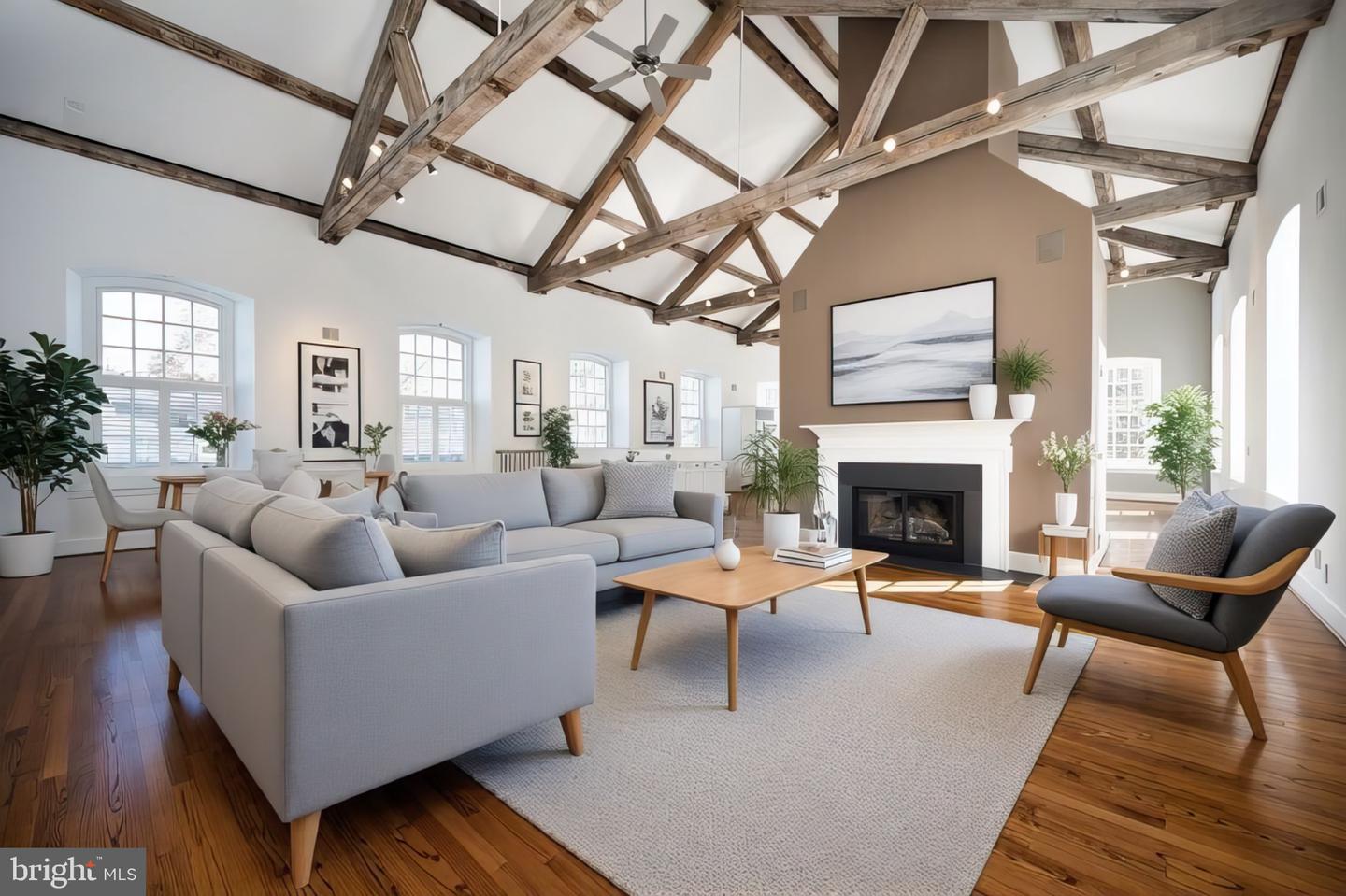 24 S ROCKLAND FALLS Rd #24 ROCKLAND, DE 19732