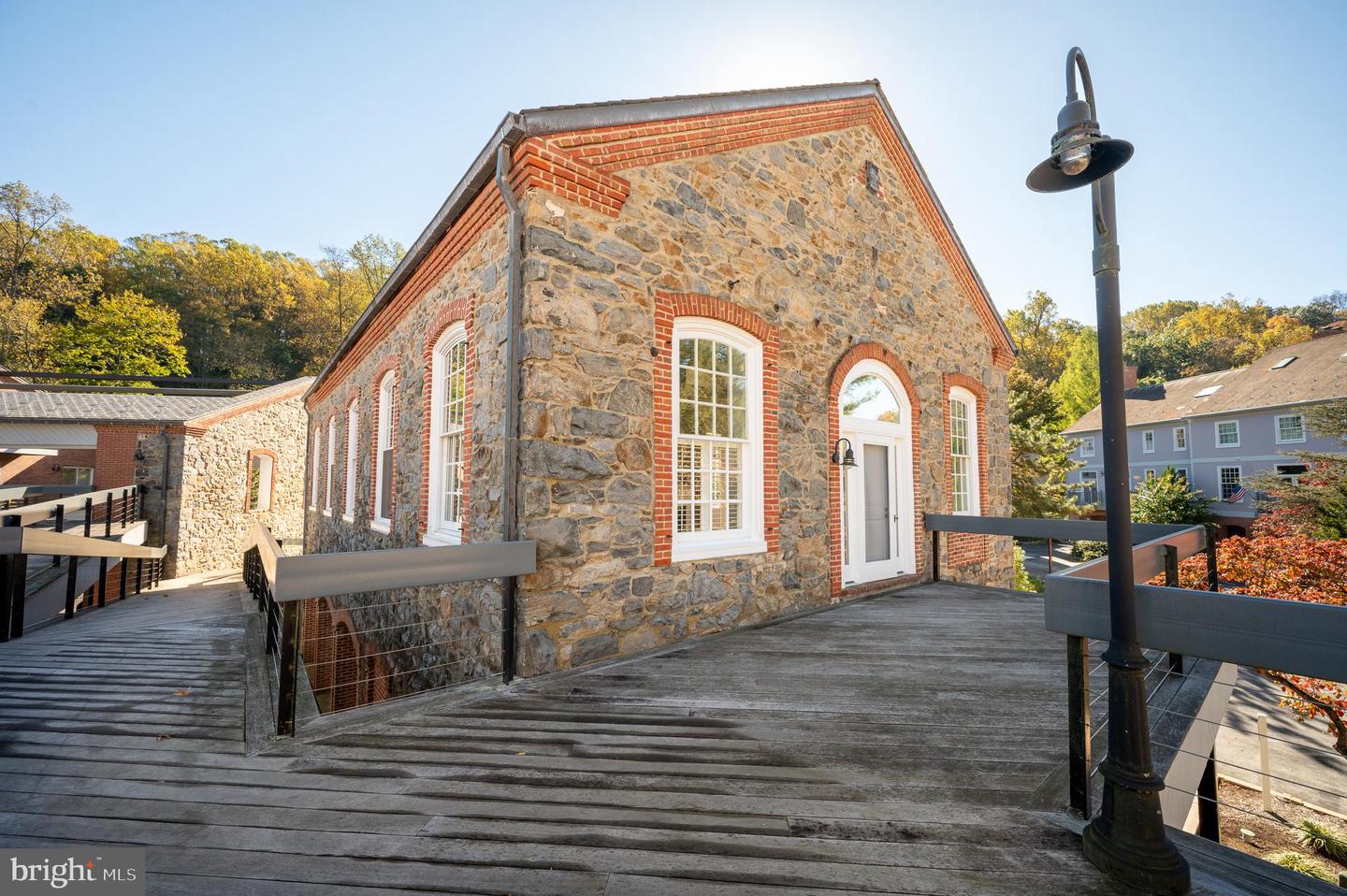 24 S ROCKLAND FALLS Rd #24 ROCKLAND, DE 19732