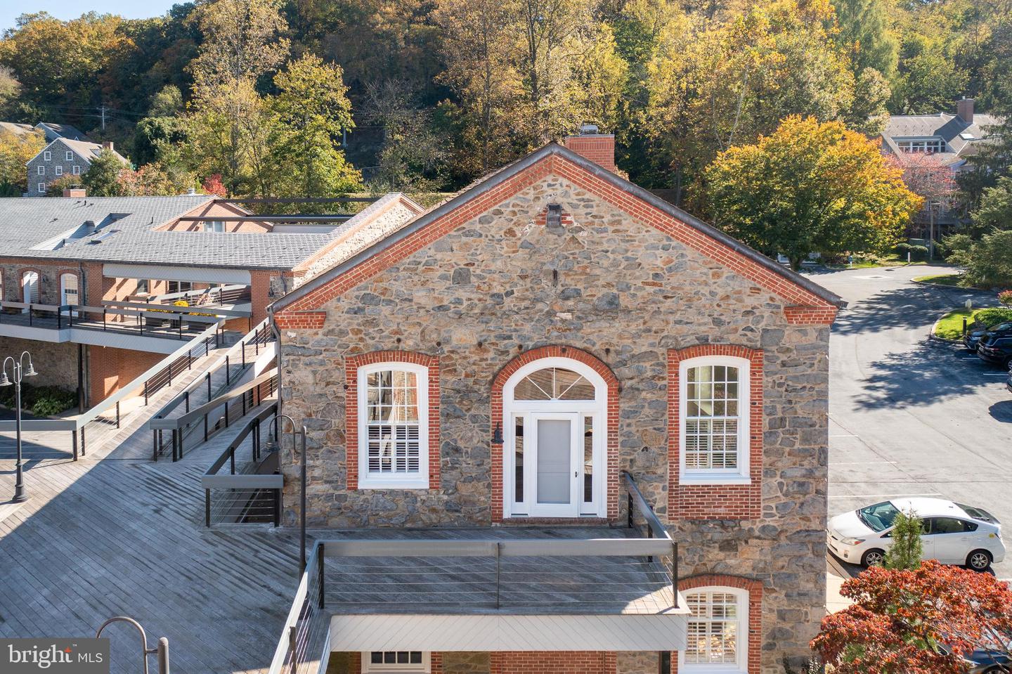 24 S ROCKLAND FALLS Rd #24 ROCKLAND, DE 19732