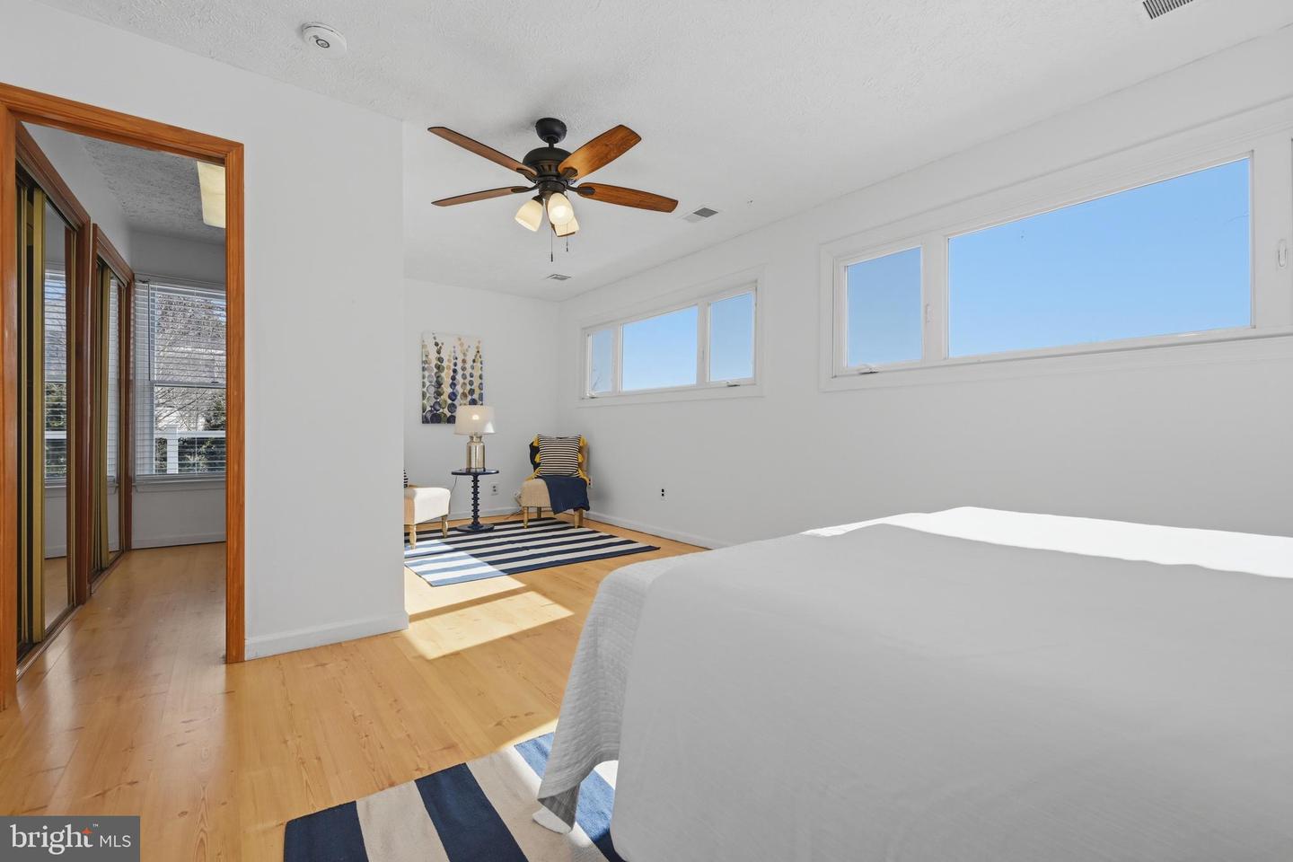 811 N LONG Cv Rd GLEN BURNIE, MD 21060