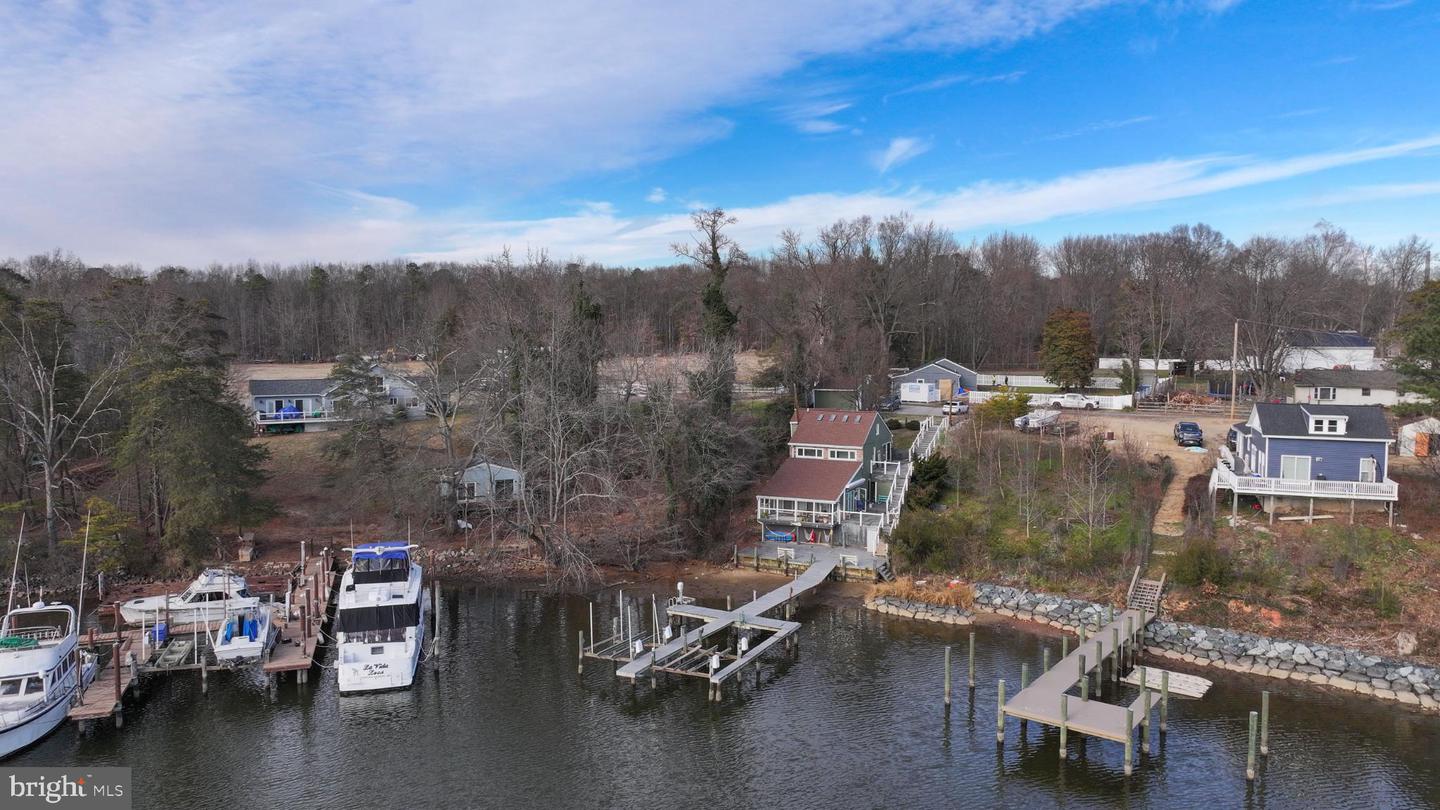 811 N LONG Cv Rd GLEN BURNIE, MD 21060