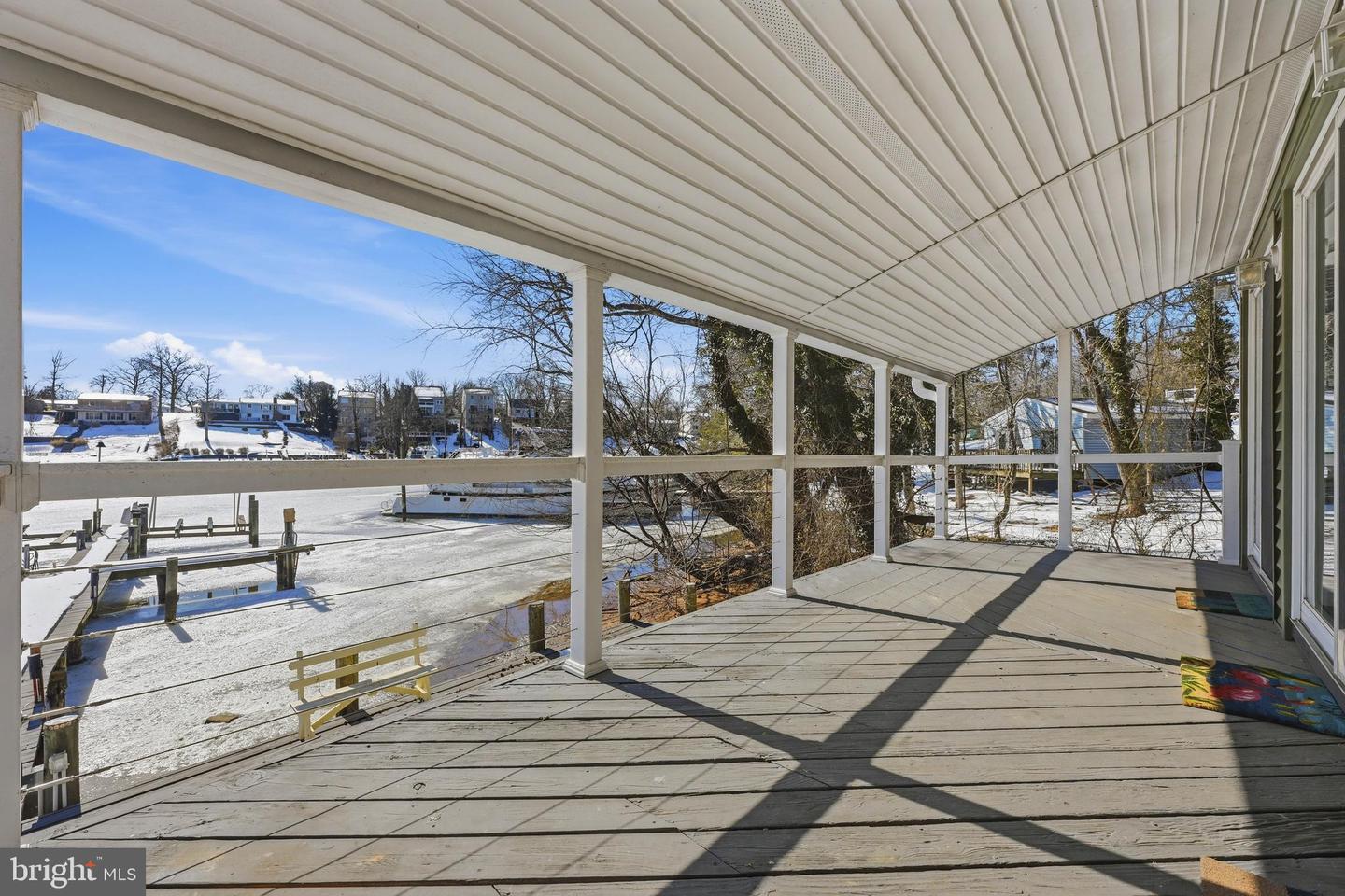 811 N LONG Cv Rd GLEN BURNIE, MD 21060