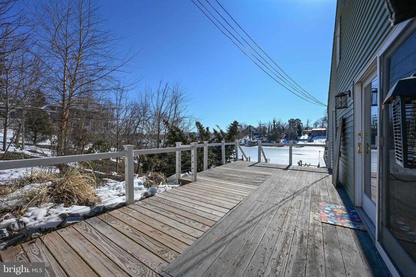 811 N LONG Cv Rd GLEN BURNIE, MD 21060