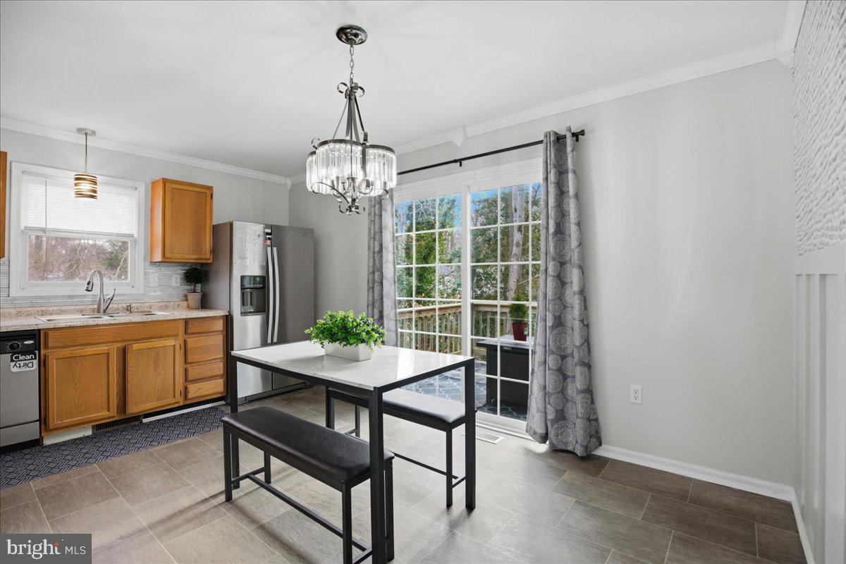 715 WILLOW Rd LUSBY, MD 20657