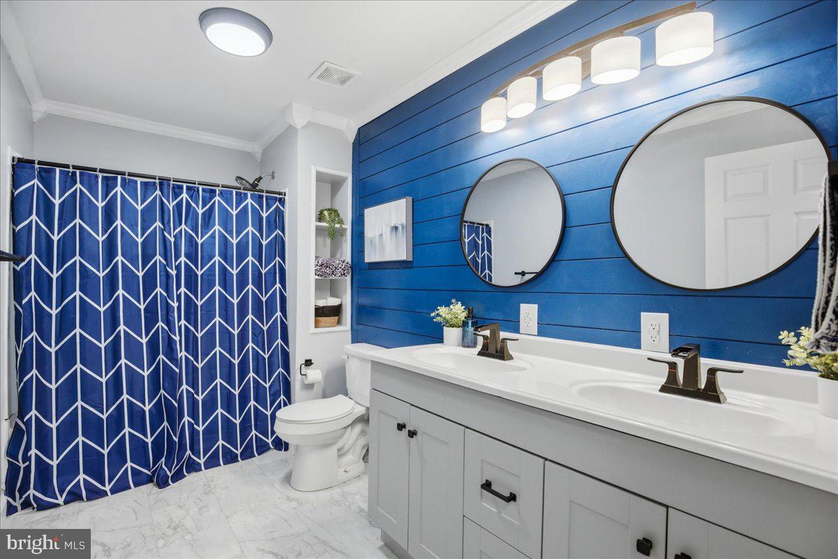 715 WILLOW Rd LUSBY, MD 20657