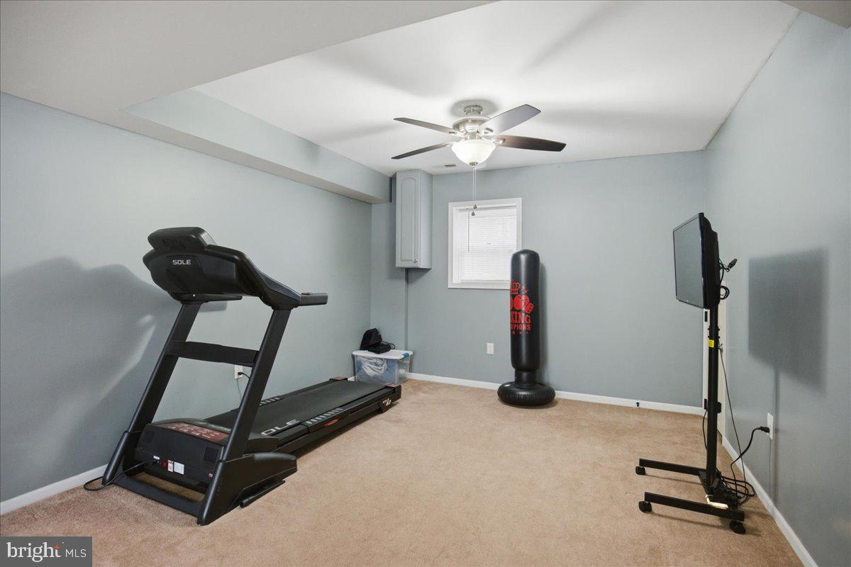 715 WILLOW Rd LUSBY, MD 20657