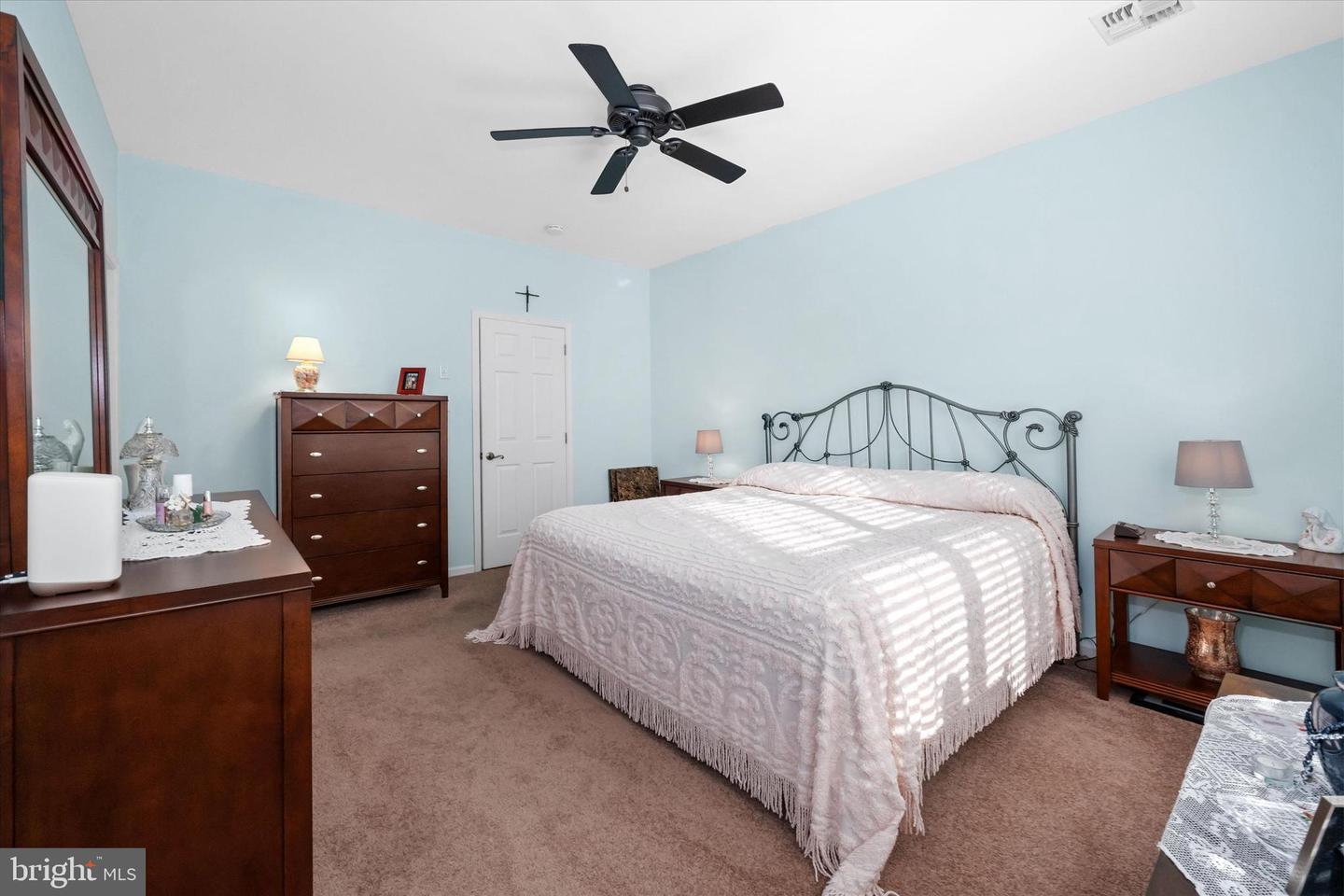 20 HUNTERS Way GLEN MILLS, PA 19342