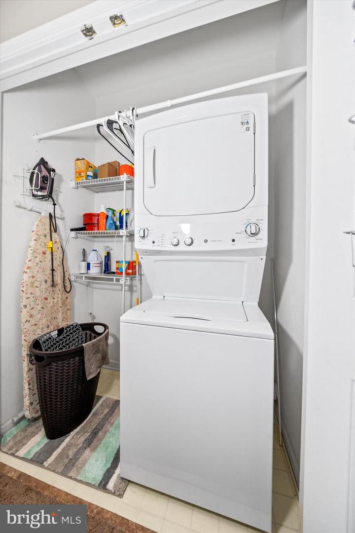 20 HUNTERS Way GLEN MILLS, PA 19342