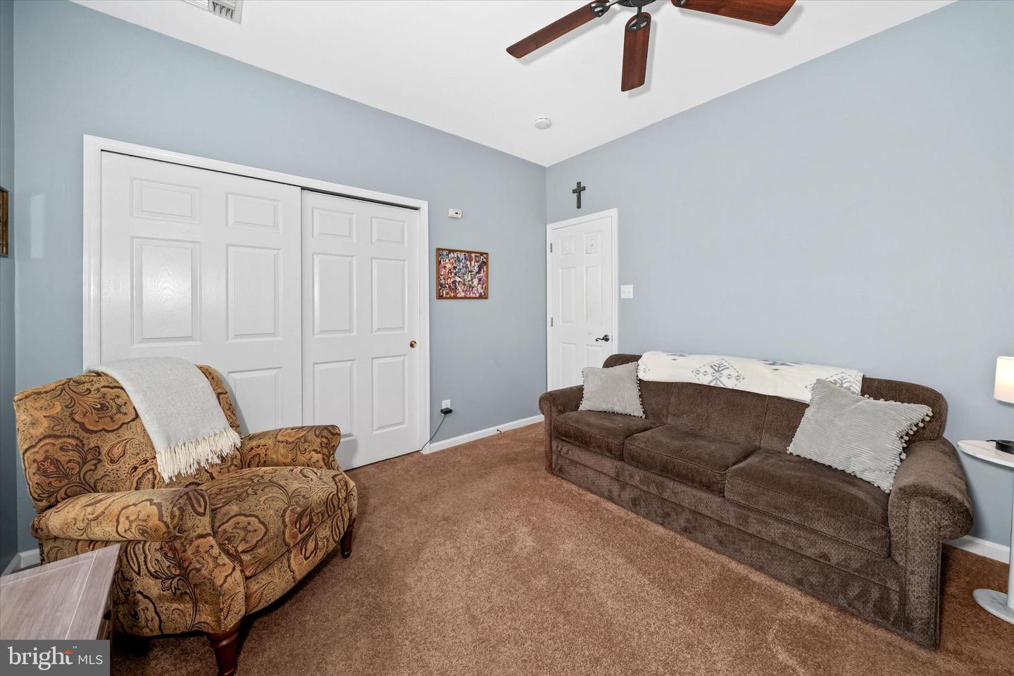 20 HUNTERS Way GLEN MILLS, PA 19342